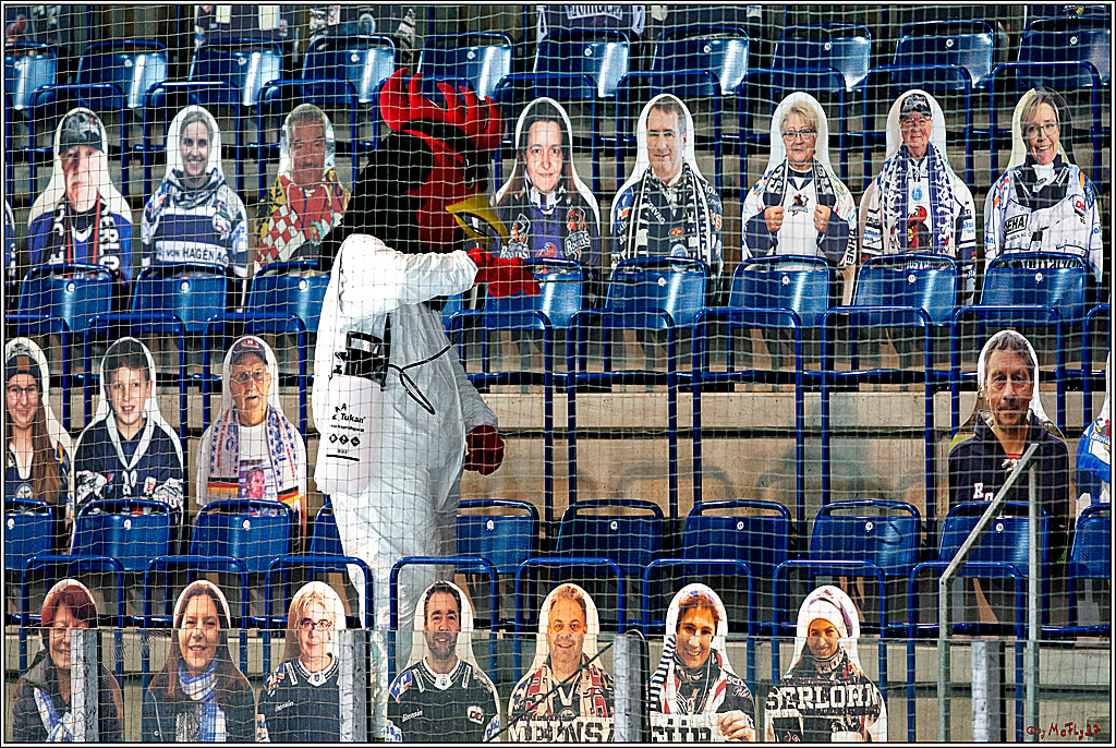 PENNY DEL;  Iserlohn Roosters - Koelner Haie; Iserlohn, 13.01.2021